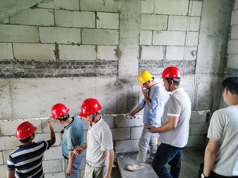 江南實驗小學(xué)2#教輔樓完成一、二層主體結(jié)構(gòu)驗收