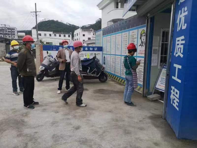 屯溪城建投公司多措并舉，筑牢建筑工地“防疫墻”