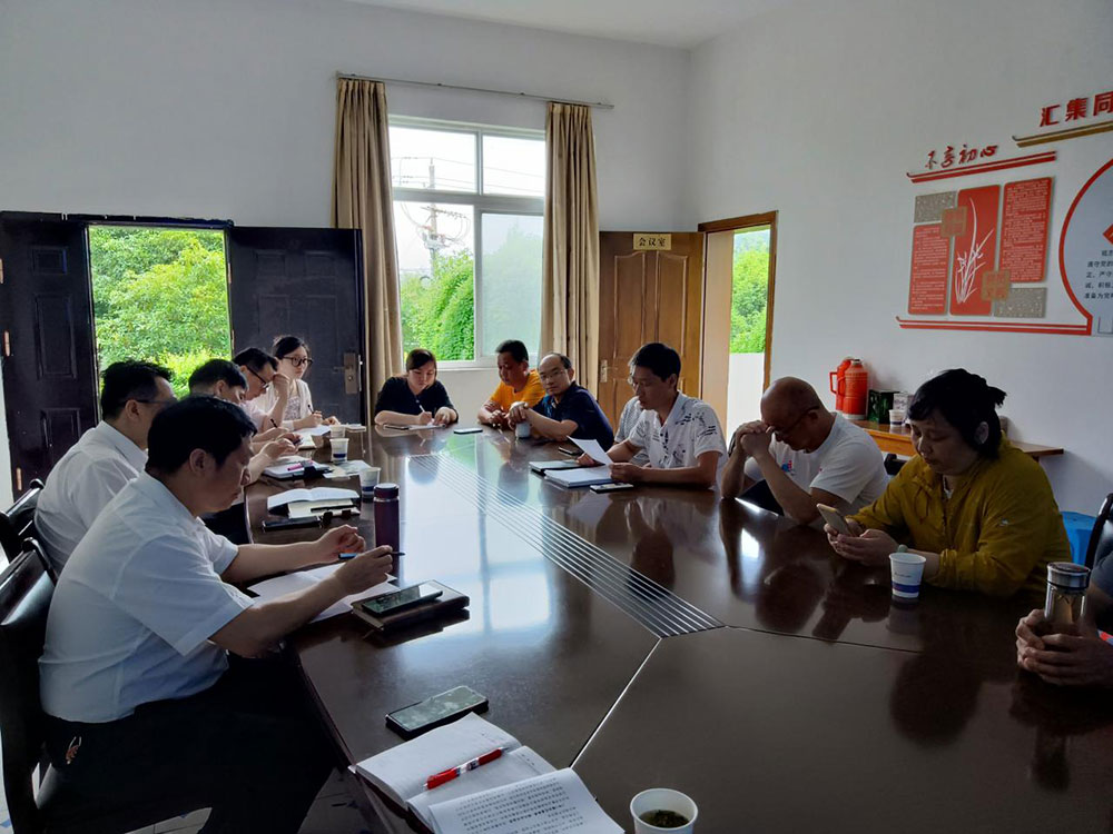 國投集團(tuán)邵楠總經(jīng)理帶隊(duì)到糧儲(chǔ)公司指導(dǎo)安全生產(chǎn)工作